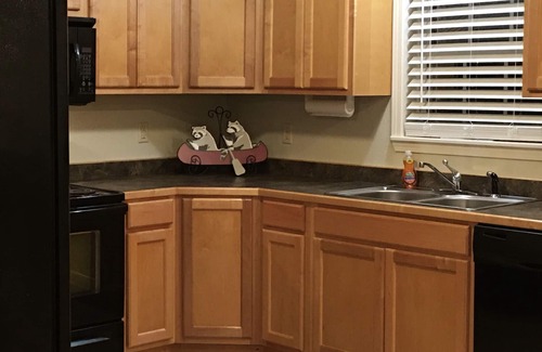 Mountain View House | FAMILY GUEST HOUSE-SPLIT BEDROOMS