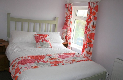 Angle House | Family holiday home with garden sea views in Angle Village 5 minutes from beach