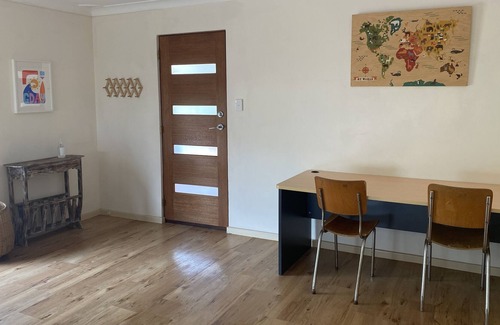 Seppings House | Family Home Close to Beach , Cafes & Golf Course