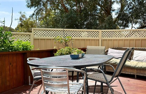 Melville House | Family home close to shops, beach and entertainment.