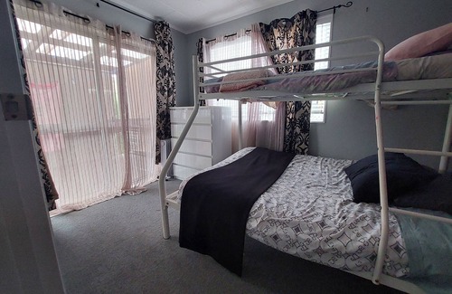 Horotiu House | Family home close to motorway on outskirts of Hams