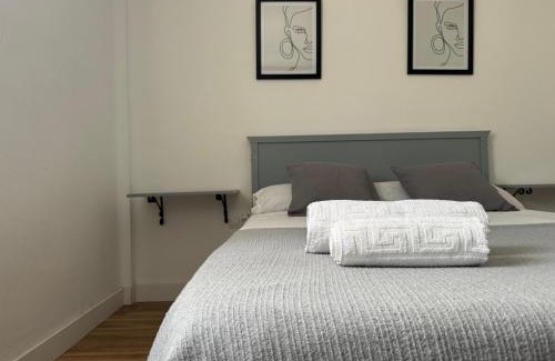 Ciudad Jardin Apartment | Family Home