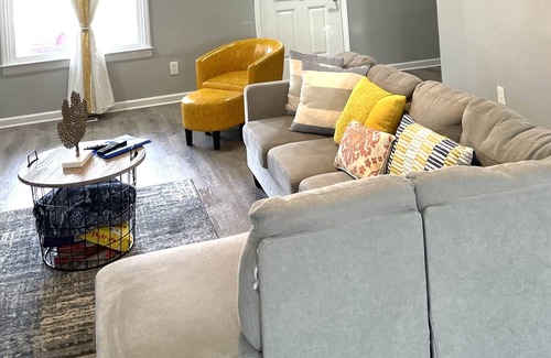 North Charleston House | Family home near Downtown Charleston!