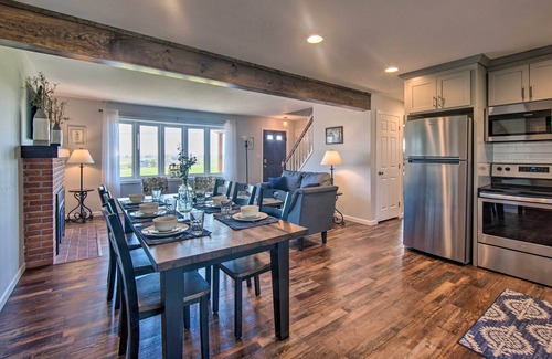 Ronks House | Family Home w/Sunroom & Hot Tub, 12mi to Lancaster