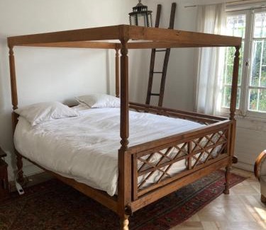 Vitacura Bed & Breakfast | Family home with beautiful garden