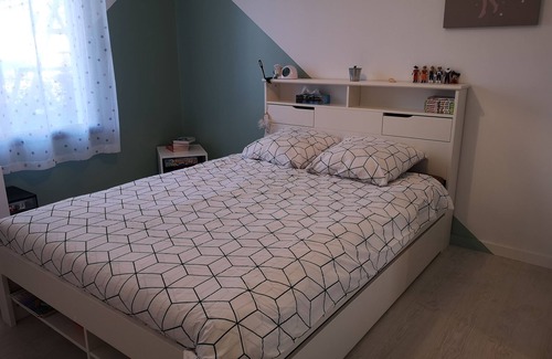 Mios House | Family home with swimming pool, terrace and enclosed garden
