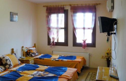 Veliko Tarnovo Hotel | Family Hotel Varusha 2