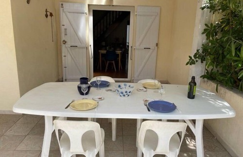 Saint-Pierre-la-Mer House | Family house 100m from the beach 8ARGO83