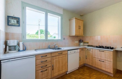 Le Pouliguen Ski Chalet | Family house for 8 - 850m from the beach