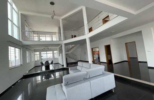 Praia Apartment | FAMILY HOUSE FOR 8 PEOPLE
