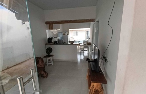 Prado House | Family House: LED Pool with Hydromassage, 16 Beds and Beach 280m away – Alcobaça BA.
