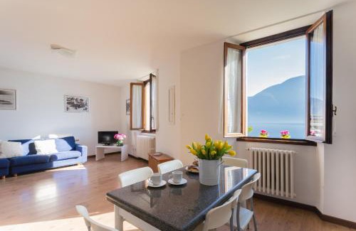 Azzano Apartment | Family Lake Apartment by Rent All Como