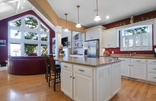 Chilton House | Family lake retreat w/hot tub! Amazing sunsets!