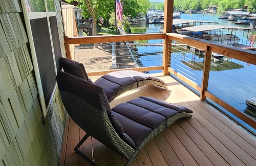 Barnett House | Family Lakehouse- 6mm Gravois
