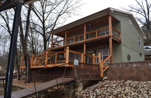 Barnett House | Family Lakehouse- 6mm Gravois