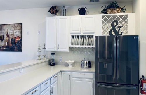 West Kissimmee Villa | Family Luxury Villa 7 BR Prvt Pool, Spa, G/Rm, theatre, Mins to Disney Sleeps 16