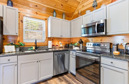 Sevierville Cabin | Family Oasis By Ghosal Luxury Lodging