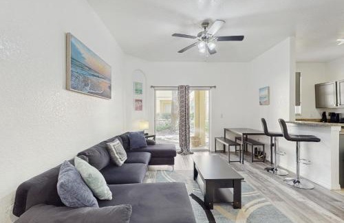 Regal Palms House | Family Palms Place