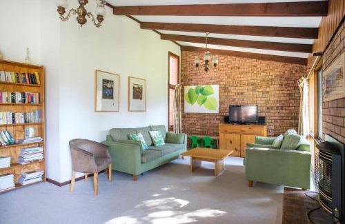 Mollymook House | Family Paradise - 500m to Mollymook Beach