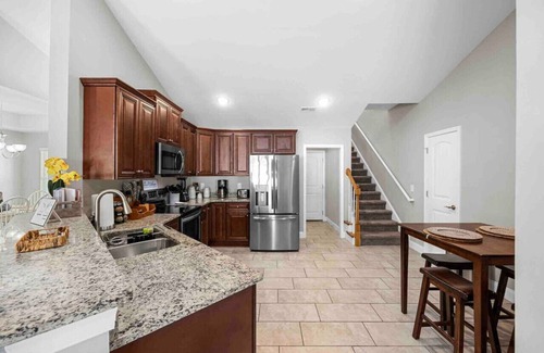 Socastee House | Family Paradise: Pool, Hot Tub, Putting Green & More