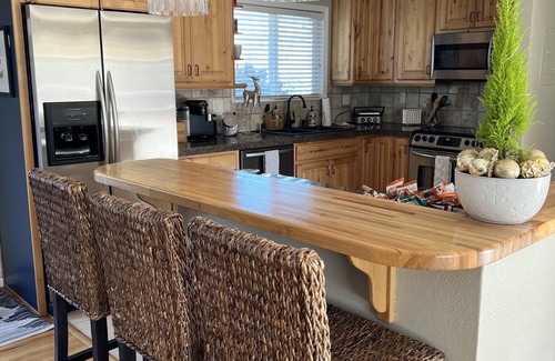 Skyway House | Family & Pet friendly home with HOT TUB! near Broadmoor and OCC!