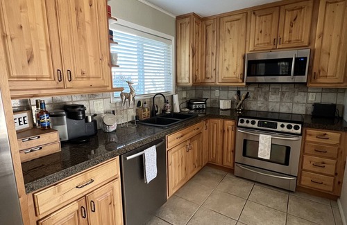 Skyway House | Family & Pet friendly home with HOT TUB! near Broadmoor and OCC!