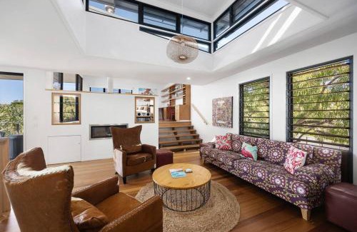 Marcus Beach Villa | Family & Pet Friendly Beach Side Villa