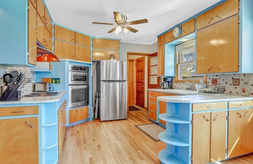 Longmont House | Family/Pet Friendly, near Boulder, space for RV Parking, central neighborhood!