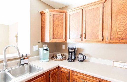 Southaven House | Family & Pet Friendly Oasis - Backyard - Patio