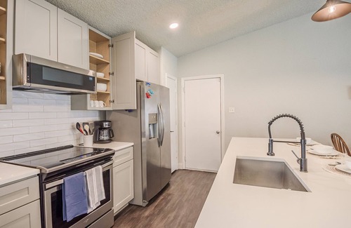 Fort Worth House | Family-Pet friendly home in DFW area.