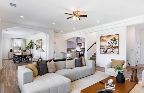 Del Valle House | Family-Ready 4BR with Yard & Kids, Playground