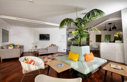 Mougins Hotel | Family Ready Room w/Living Area | Ideal Location Close to Cannes Beach