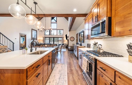 Sandpoint House | Family Retreat | Hot Tub, Game Room near Lake & Golf