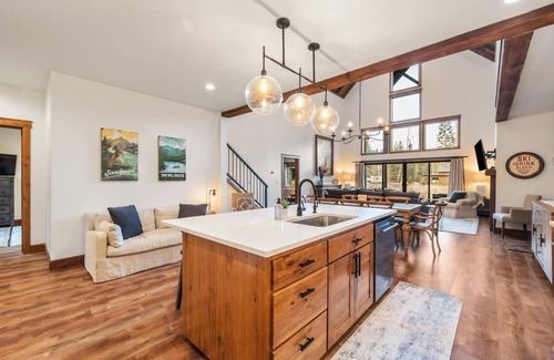 Sandpoint House | Family Retreat | Hot Tub, Game Room near Lake & Golf