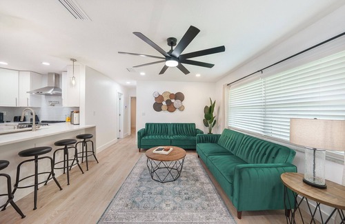 Greater Pinellas Point House | Family Retreat Minutes From the Beach