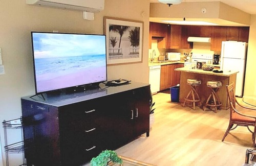 Kihei Condo | Family Retreat Resort Condo- Full Kitchen, AC, Laundry- Walk to Beach and Shops