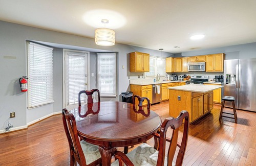 Montclair House | Family Retreat w/Fenced Yard in Woodbridge!