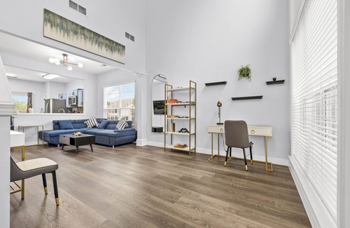 Charlotte House | Family Retreat with Modern Comforts