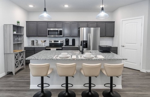 Buckner Terrace - Everglade Park House | Family Retreat with Private Patio