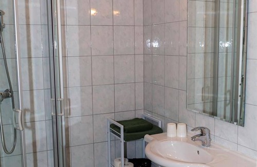 Muehlbach Am Hochkoenig Cottage | Family room "Alpenglück" for 3 to 4 persons - Hotel Alpenrose