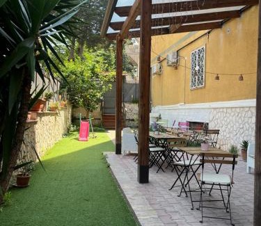 Portici Bed & Breakfast | Family Room