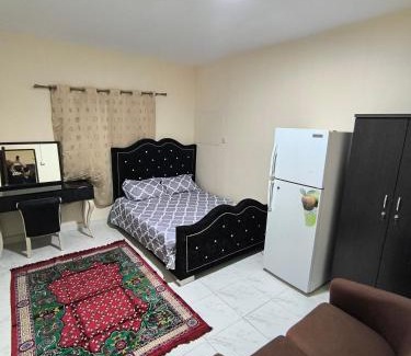 Rumailah House | Family room near to gold market back side of bus station