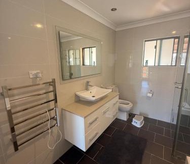 Greenacre House | Family Room with Private Bathroom and Balcony - GA2