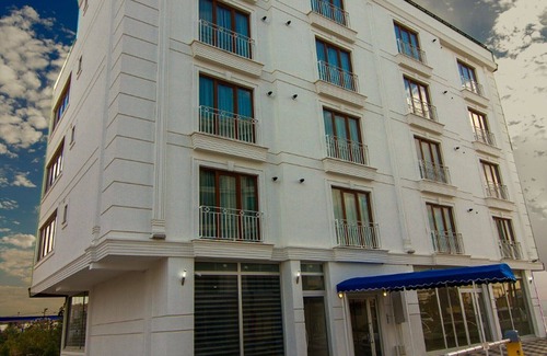Pendik District Apartment | Family Rooms Rented in Istanbul, Tuzla, Turkey
