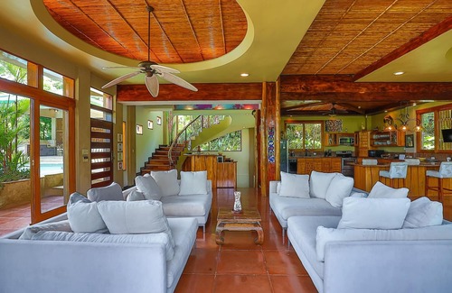 Valle Pura Vida Villa | Family Size Home in Manuel Antonio, 7 min to the Beach & with Large Private Pool