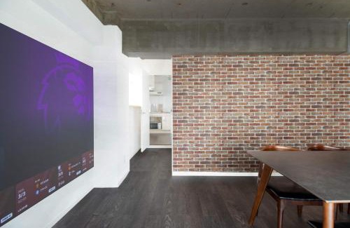 Shikitsuhigashi Apartment | Family Stay Namba Shinsaibashi & Dotonbori Industrial Loft 6Pax