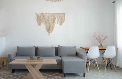 Agios Stefanos House | Family Suite with Sea View
