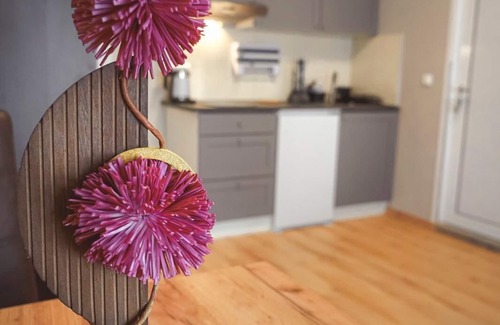 Selchow Apartment | Family suite with kitchen and bathroom