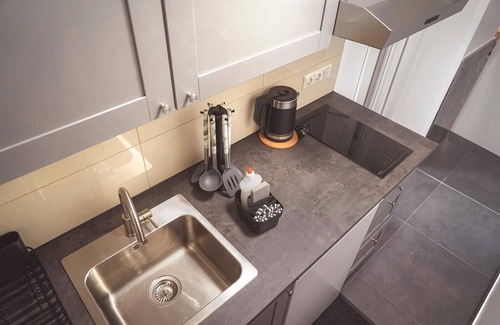 Selchow Apartment | Family suite with kitchen and bathroom