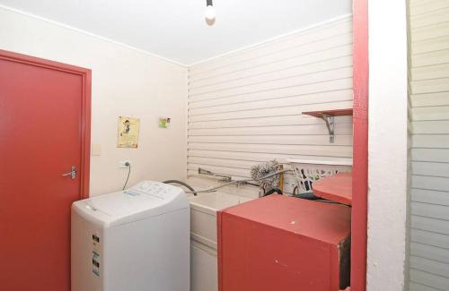 Urangan House | Family Tides